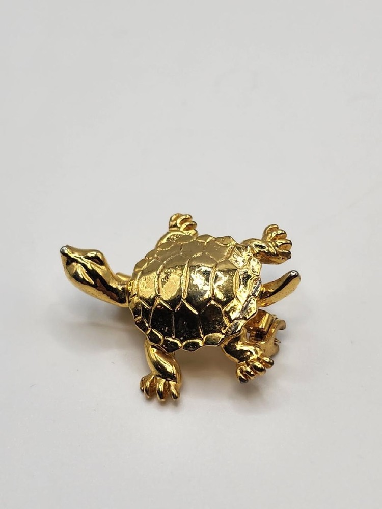 VTG Gold Tone Turtle Brooch.