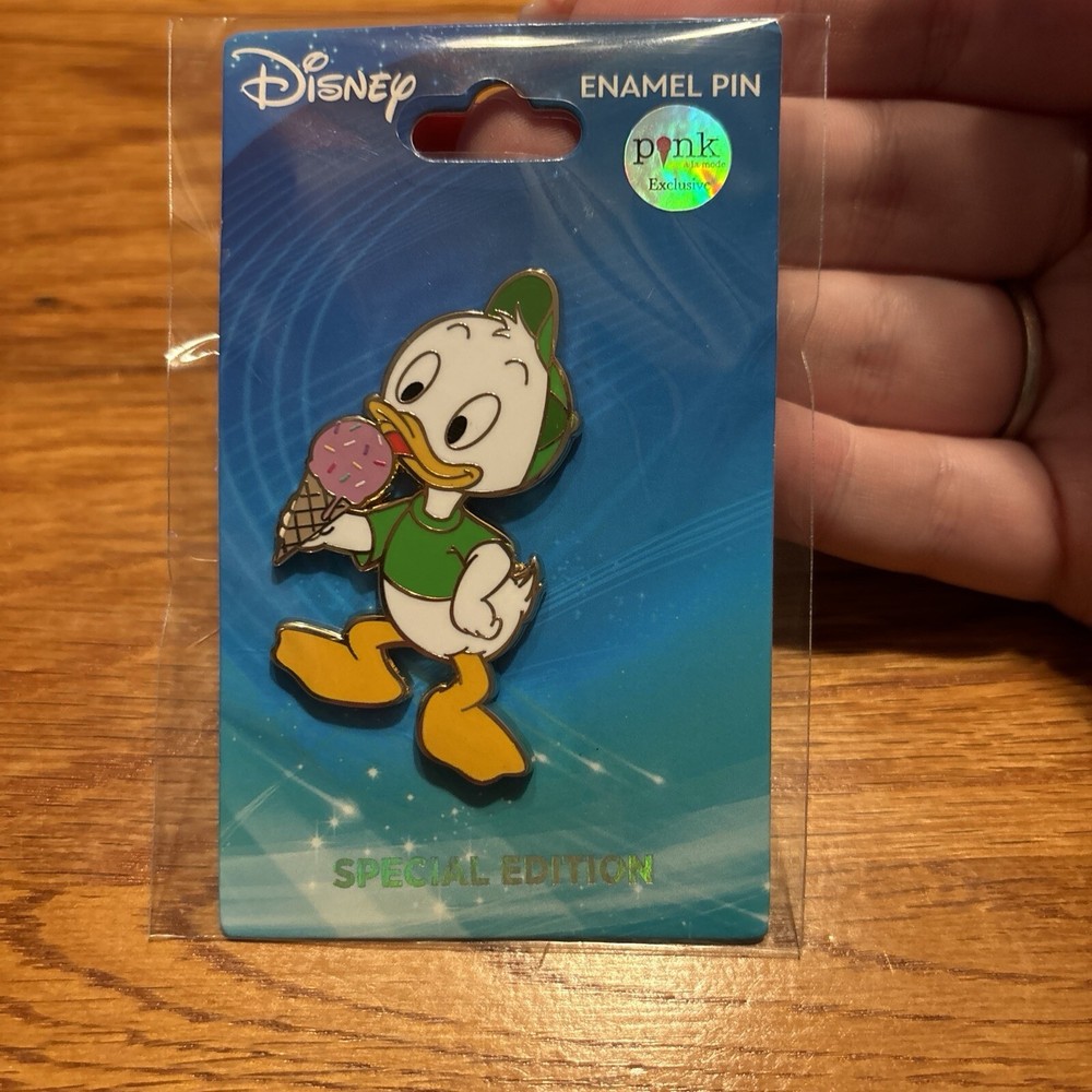 Louie With Ice Cream Pin- Pinkalamode PALM Limited Edition- UNRELEASED