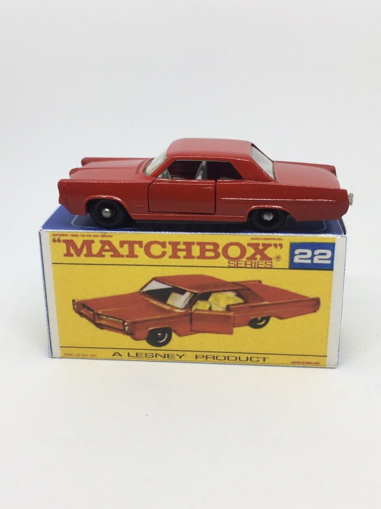 Matchbox Lesney 22 Pontiac Coupe With Reproduction Box 22 Pontiac Rare F Box.