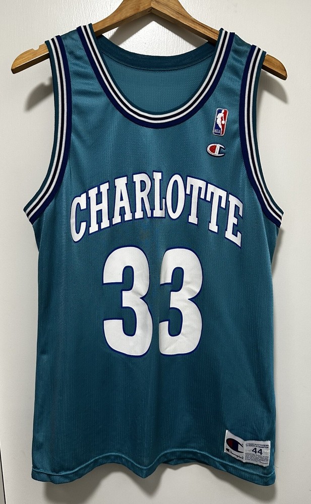 Vintage Champion Mens 44 Alonzo Mourning Charlotte Hornets NBA Jersey