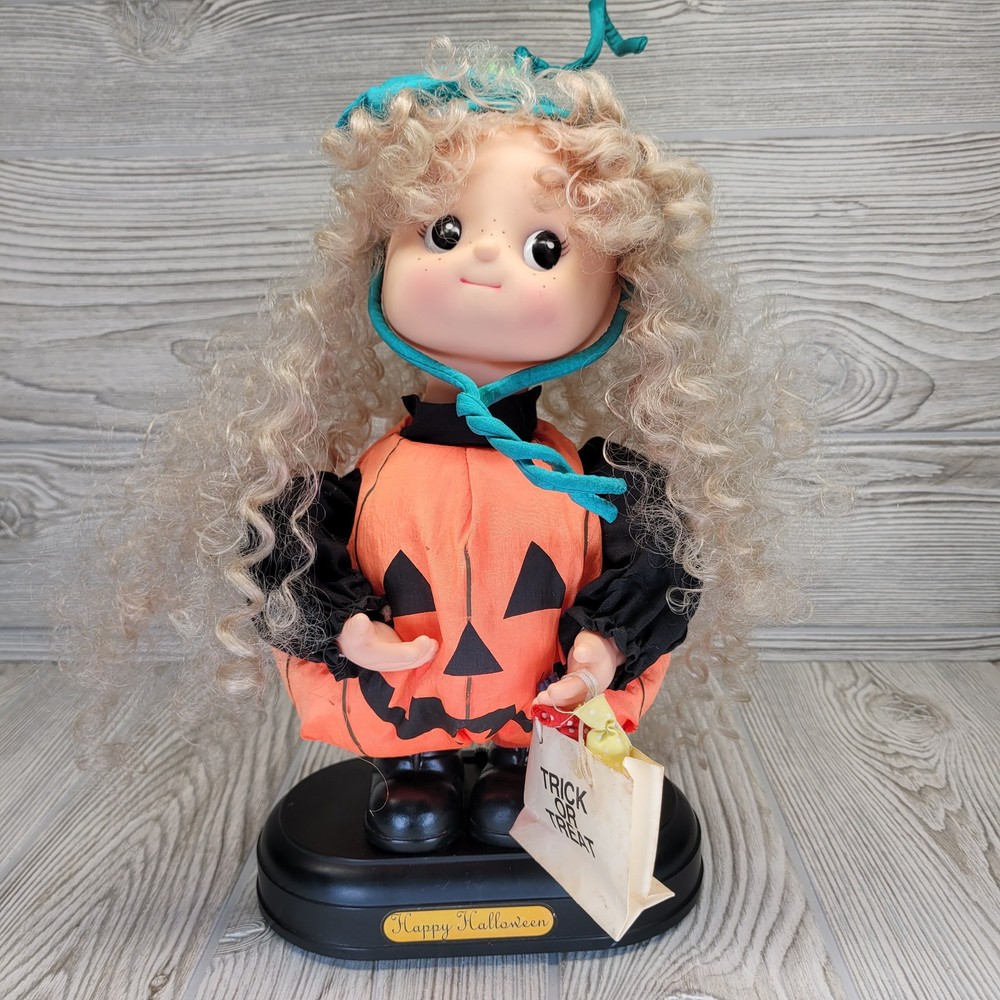 Telco Creations Halloween Animated Jack O Lantern Doll Pumpkin Trick or Treat