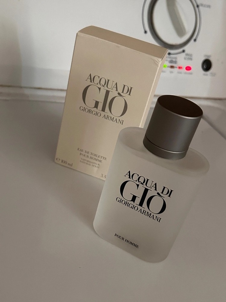 Giorgio Armani Acqua Di Gio Men’s 3.4oz EDT Cologne – Brand New Sealed