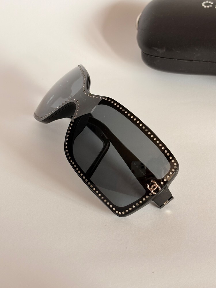 CHANEL 2000s Y2K Black Sunglasses with Swarovski Crystals CC Logo 5065-B Large Frame