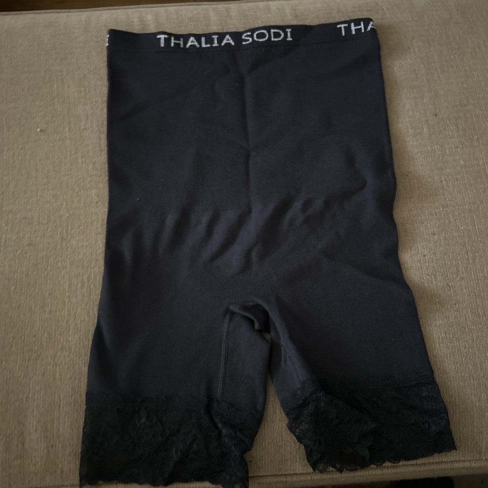 Thalia Sodi Seamless Shaping Smoothing Shorts Compression Shapewear Xl Black