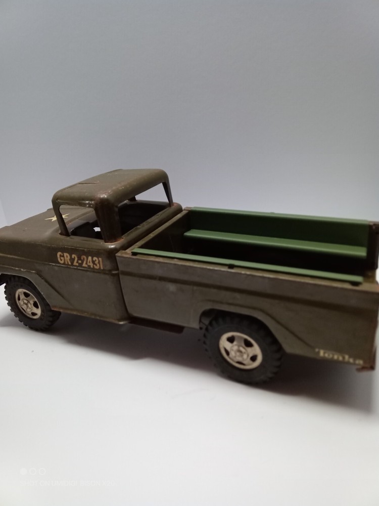 Tonka GR-2-2431 Army Truck Rear Seat Set Army Olive Green. Replacement parts new