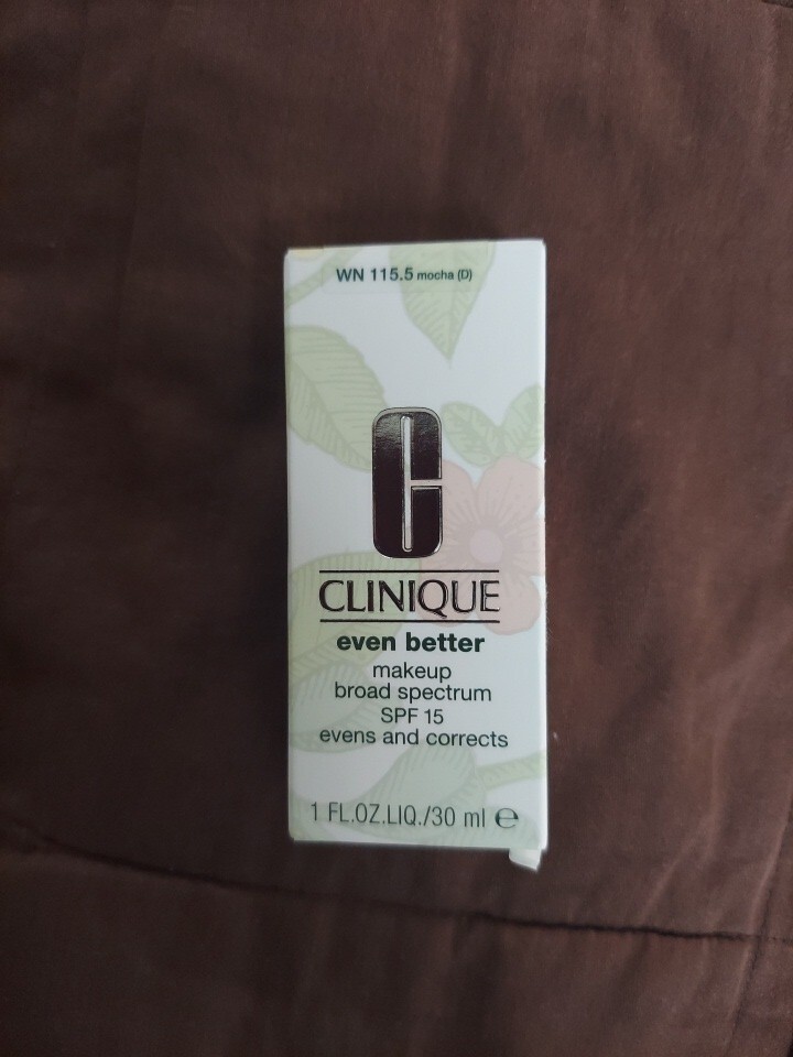 Clinique Even Better Makeup Broad Spectrum SPF 15 Mocha WN115.5 1 fl oz. NIB