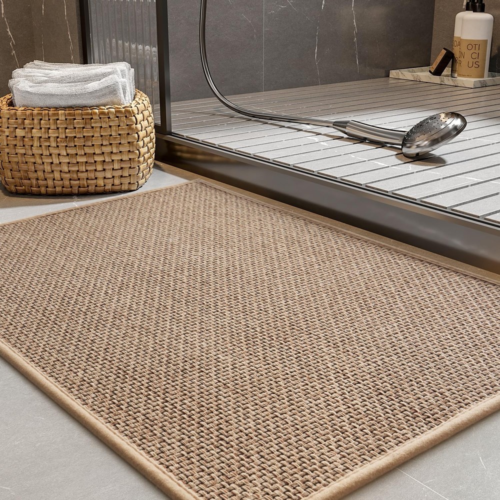 Non-Slip Braided Bath Mat with Rubber Backing for Bathroom