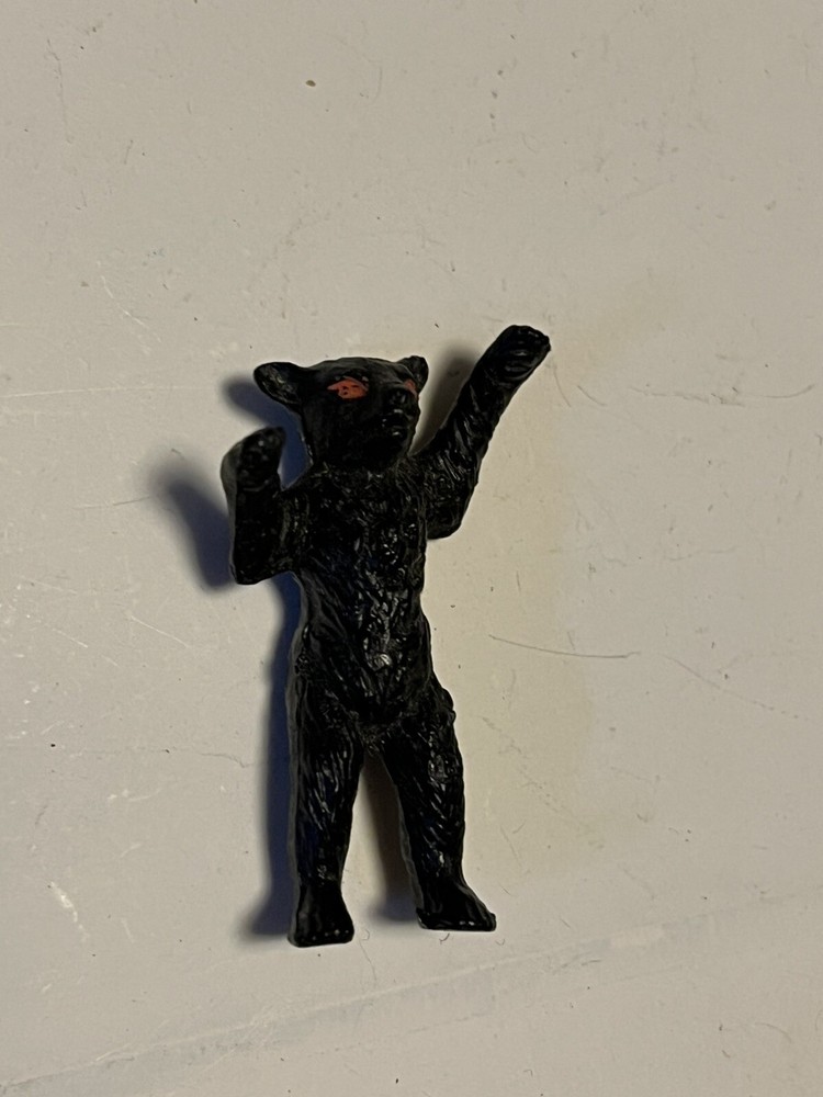 Vintage 4cm Black Bear Plastic Scale Figure for Matchbox, Corgi, Dinky Toys