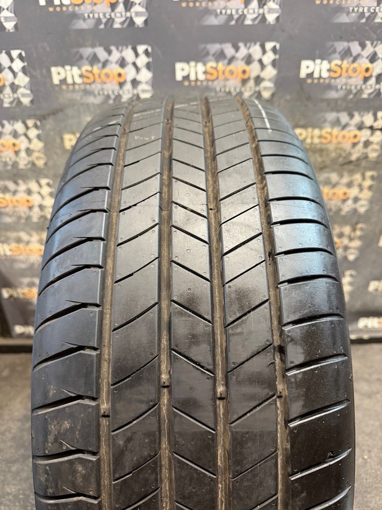 X1 235/50 R19 (103V)(Xl) Kumho Ecsta Ps71 (8Mm Full Tread)