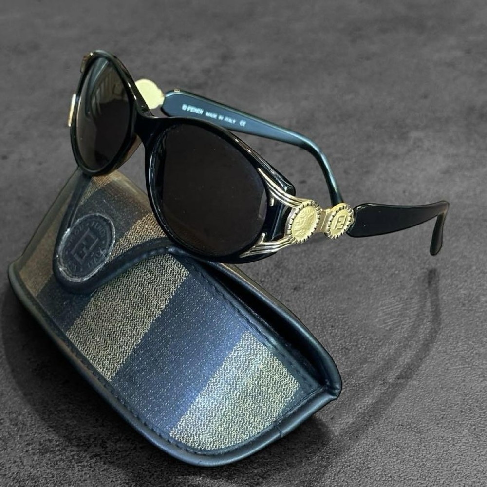 Fendi 80s Vintage Gold Logo Sunglasses Unworn Classic Retro Eyewear