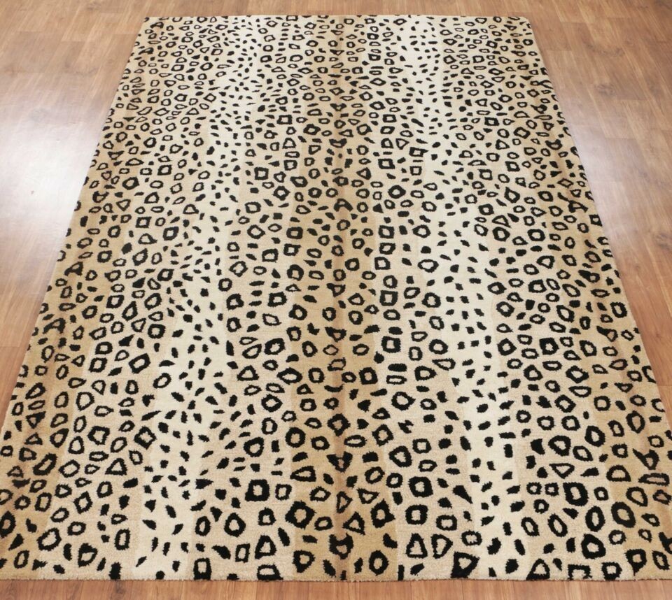 Modern Leopard Print Handmade Wool Tufted Rug Contemporary Design