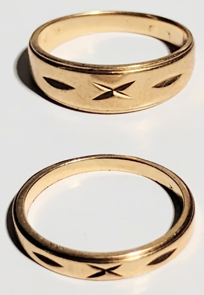 14K GOLD RINGS SET.  5.49 GRAMS TOTAL GOLD WEIGHT. NICE DESIGN. SIZE 5.5.