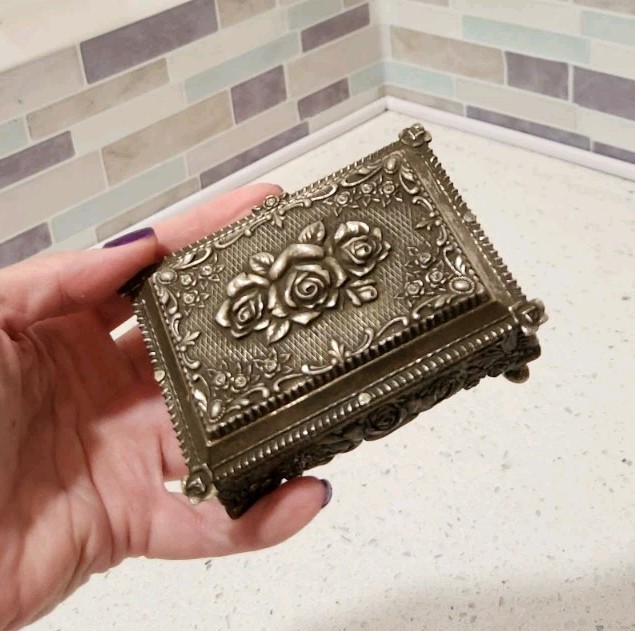 Beautiful Vintage Silver Plated Jewelry Trinket Box Roses Red Int. Japan