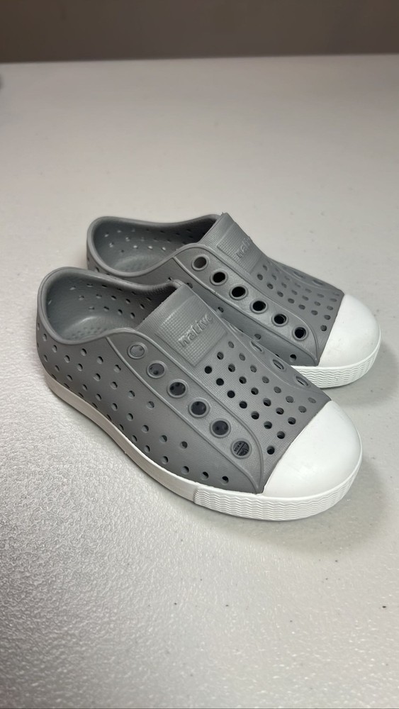 Native Jefferson Pigeon Grey Shell White Slip-On Shoes Unisex Toddler