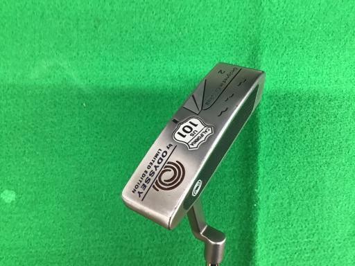 Odyssey Highway 101 2 34-Inch Putter with Classic Highway Pattern