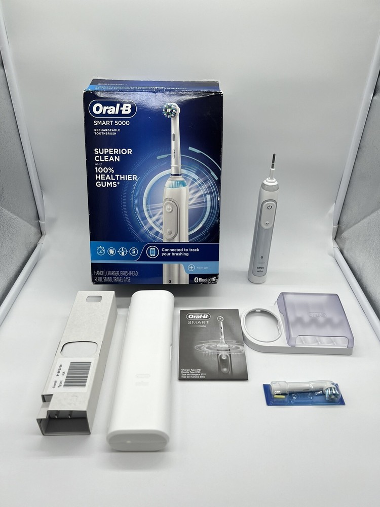 Oral-B Smart 5000 Bluetooth Rechargeable Toothbrush with Travel Case, Open Box