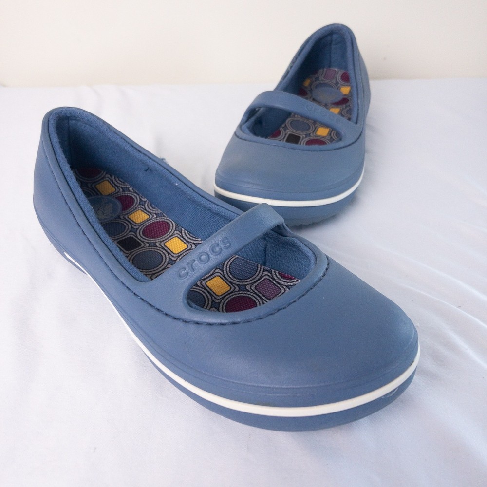 Women's Blue Crocband Mary Jane Shoes Size 6 - Lightweight & Comfortable