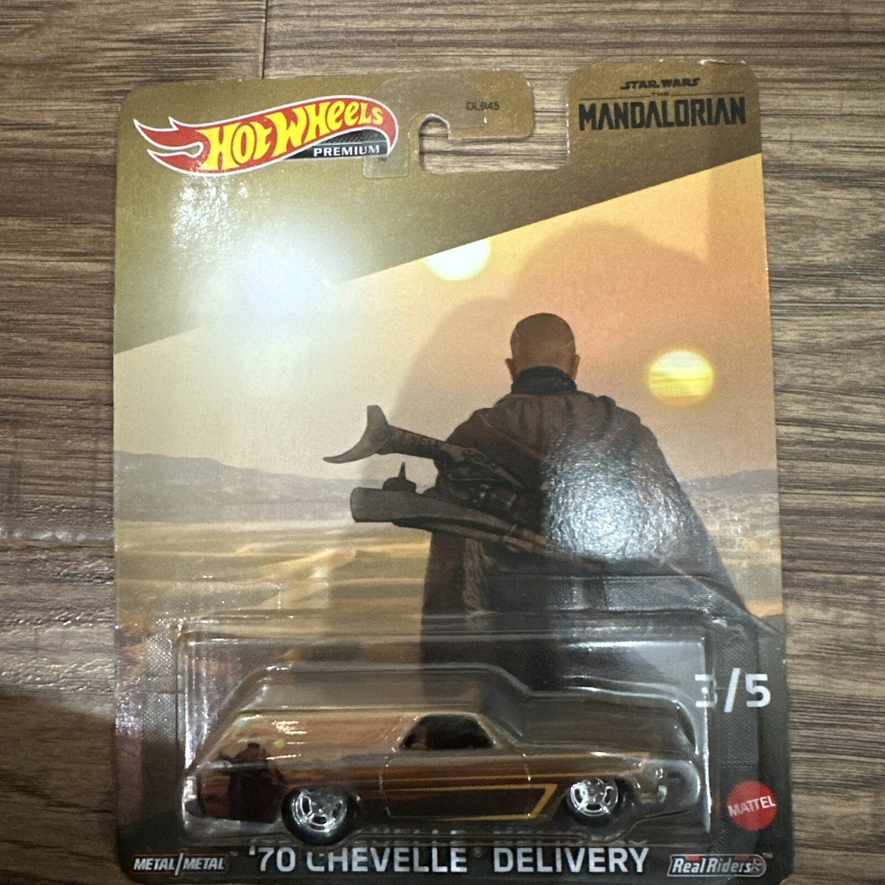Hot Wheels Premium Star Wars Mandalorian 1970 Chevelle Delivery 1:64 Diecast Model Car
