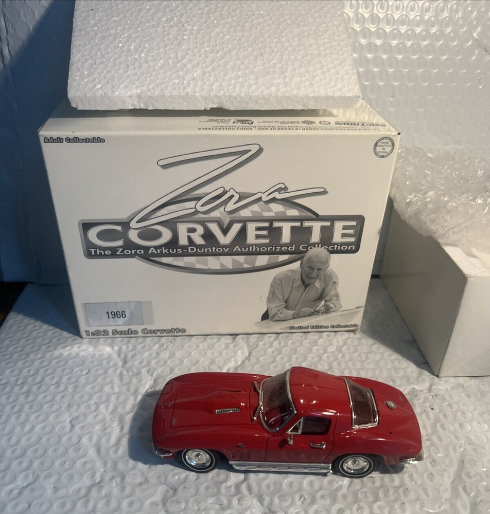 Action Collectables Vtg 1966 CORVETTE Zora Arkus-Duntov Limited Edition NIB 1:32