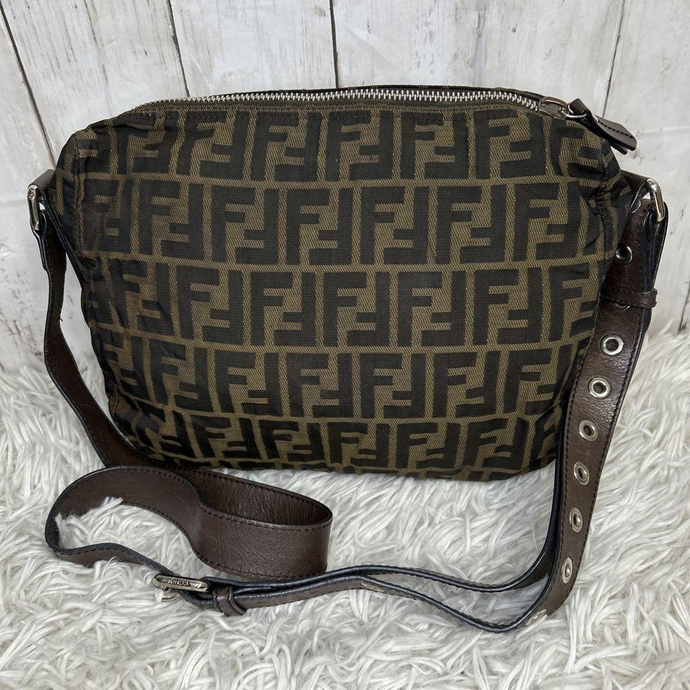 FENDI Zucca Canvas Shoulder Bag Brown Authentic G02202897