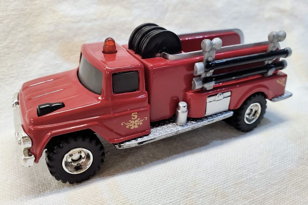 Funrise Tonka 2012 Hasbro Red Metal Firetruck-Die Cast 4