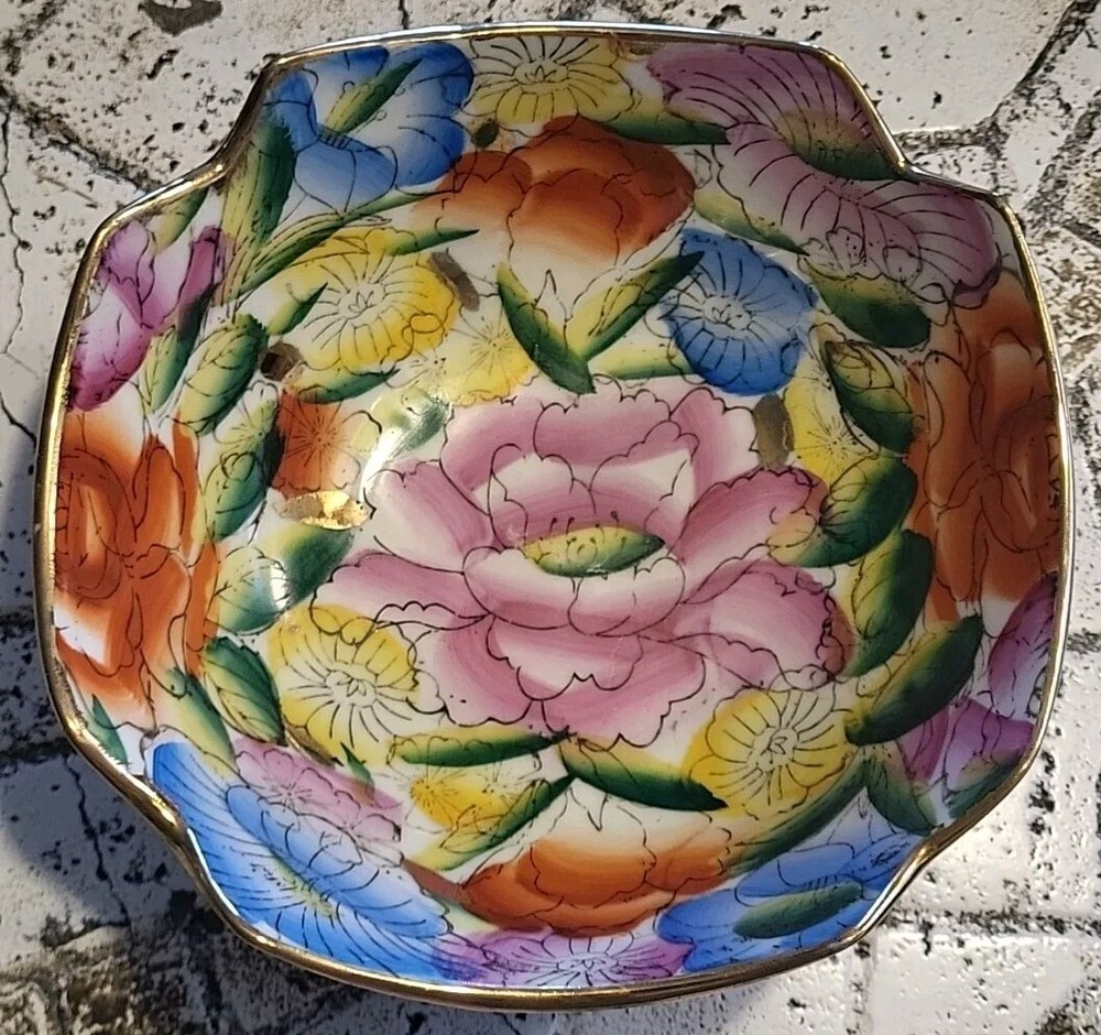 Vtg Porcelain Bowl Hand Painted Made In China Floral With Gold Trim 6x6x2.5