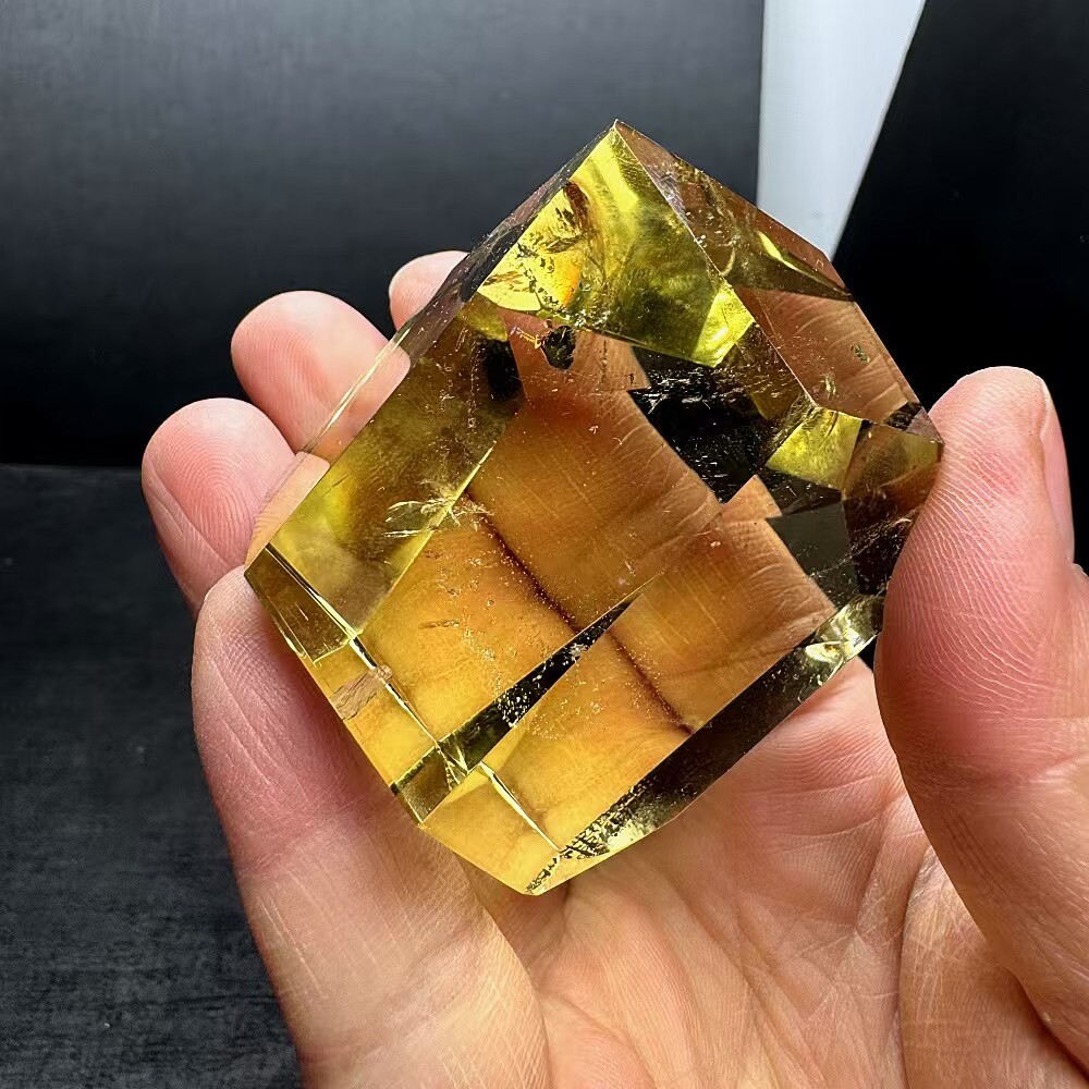 Natural Rare Blue Needle Citrine Quartz Rough Crystal for Healing and Polishing 162g