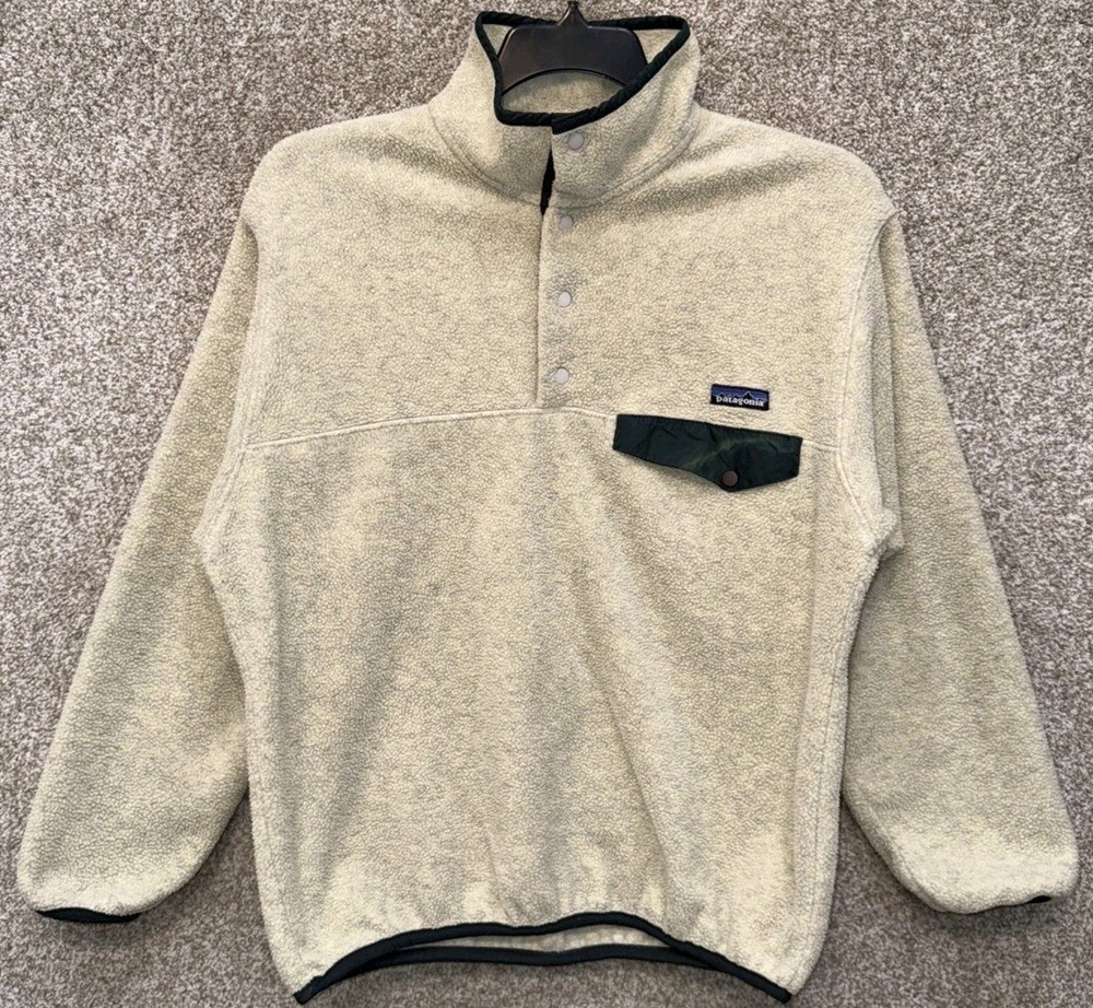 Vintage Patagonia Synchilla Snap-T Fleece Jacket in Oatmeal Green Size Medium Cabincore Style