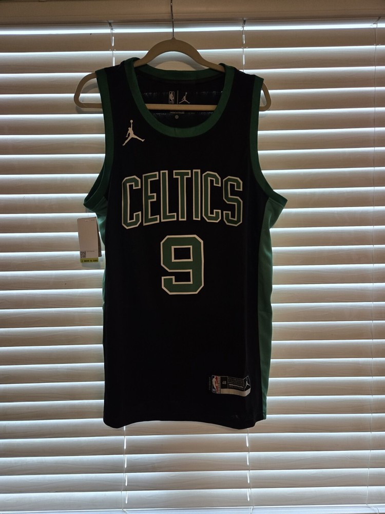 Derrick White Celtics Jersey