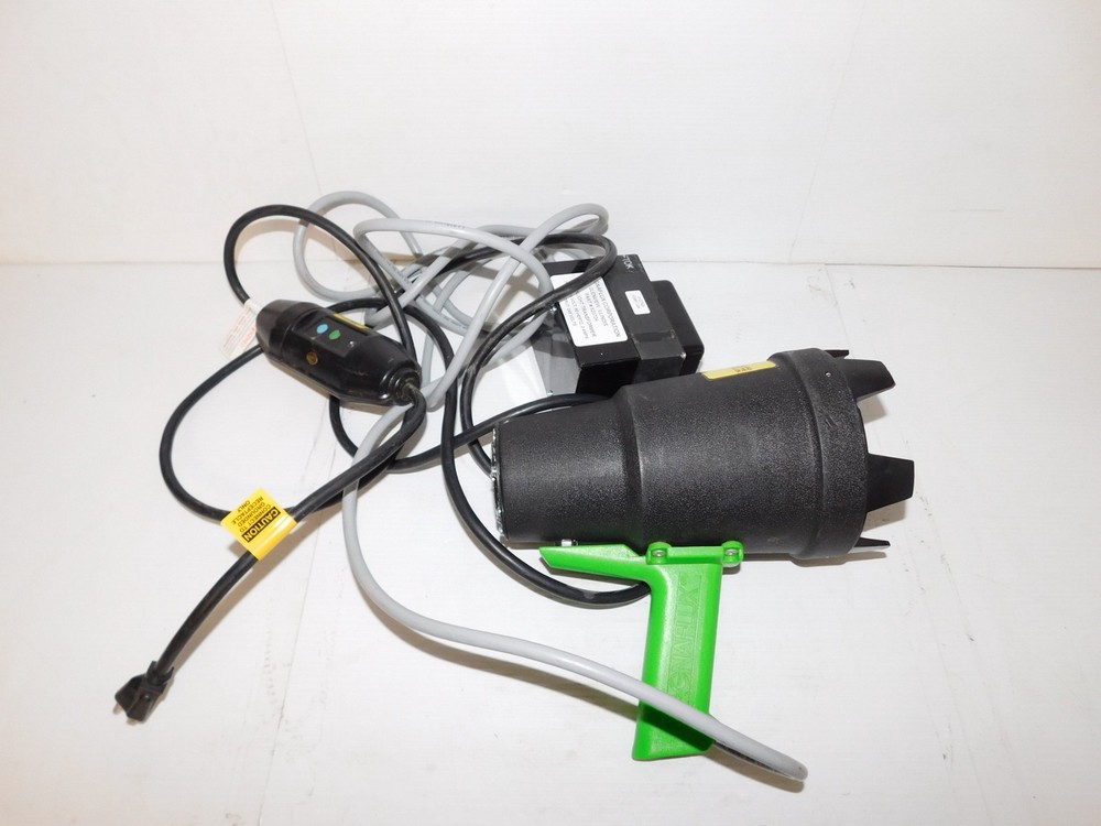 ^^ MAGNAFLUX BLACK LIGHT MODEL ZB-100F (PLM141)