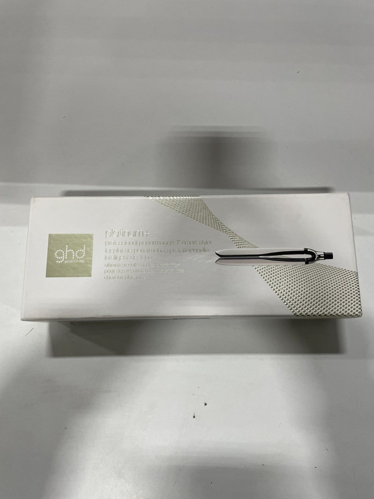 ghd Platinum+ Styler Professional 1