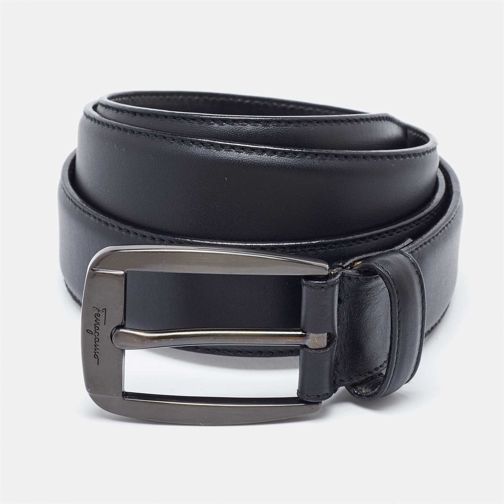 Salvatore Ferragamo Black Leather Buckle Belt 80CM