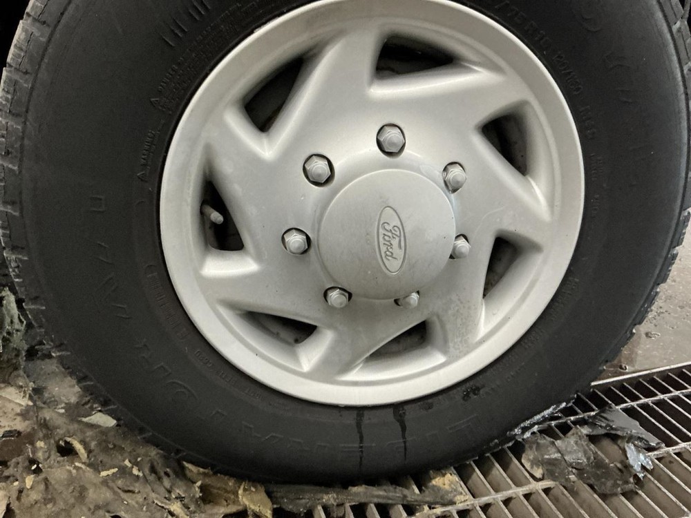 Wheel Cover HubCap Srw 7 Angled Spokes Fits 98-19 21-23 FORD E350 VAN 4784312