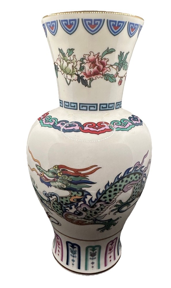 Vintage 1985 Franklin Mint Celestial Dragon Porcelain Vase