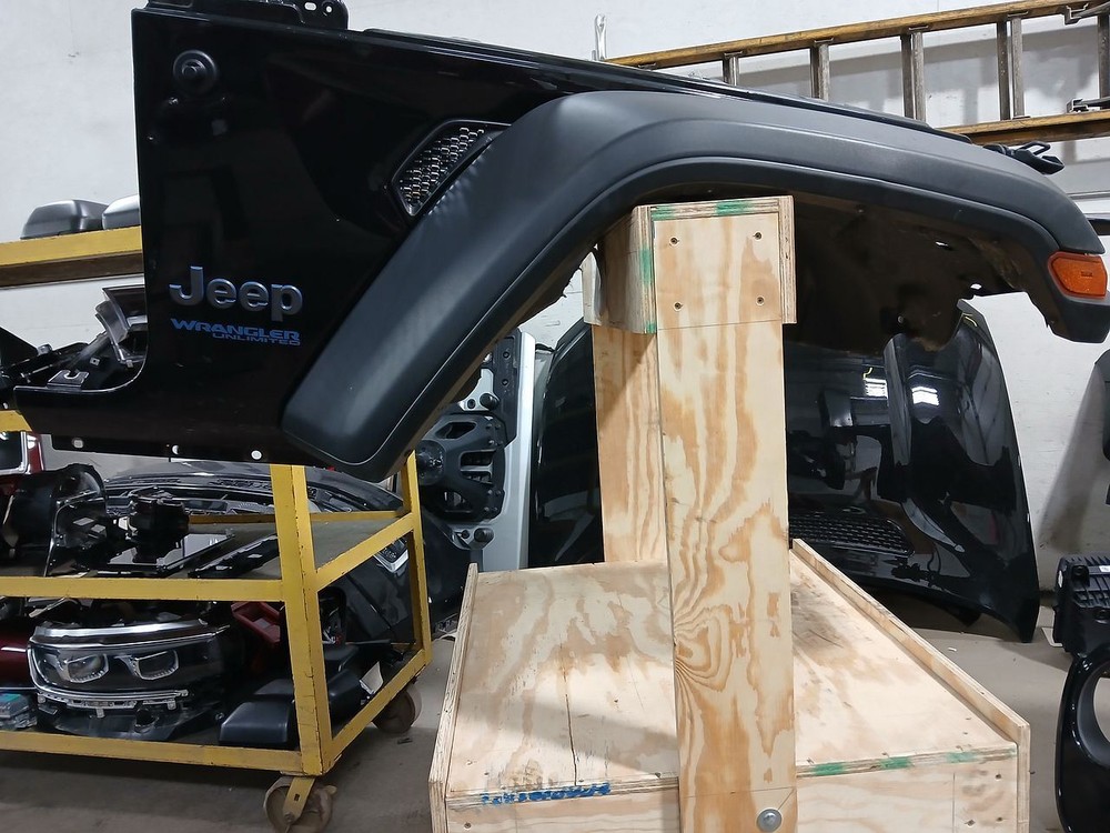 Passenger Fender 2 Piece Design Fender Flare Opt MM2 Fits 18-23 WRANGLER 2984156