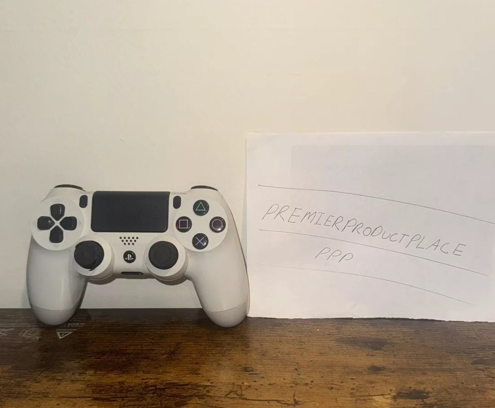 Sony PlayStation 4 PS4 DualShock 4 Wireless Controller White As Is For Parts OEM