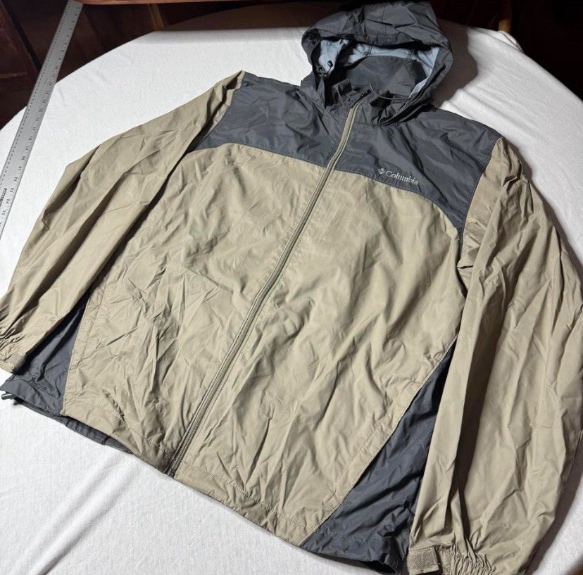 Columbia Jacket Men’s L Beige Gray Windbreaker Hooded Lightweight Packable
