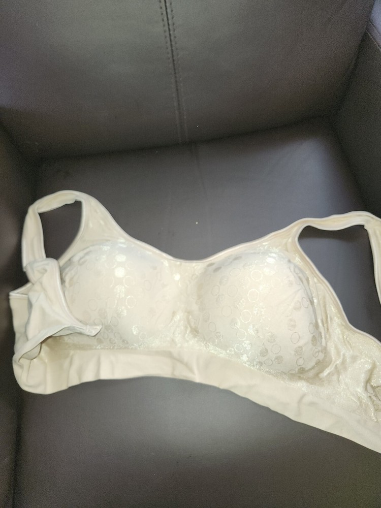 Bali  Bali Comfort RevolutionÂ® ComfortFlex FitÂ® Wirefree Bra