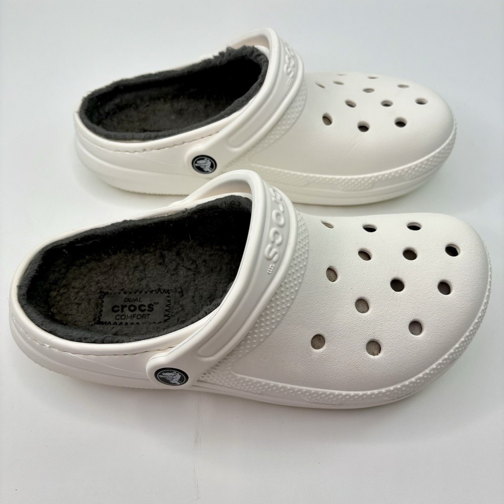 Crocs Clog Shoes Men's Size 5 Women 7 White Gray Fur Fleece Lined Slip On 203591