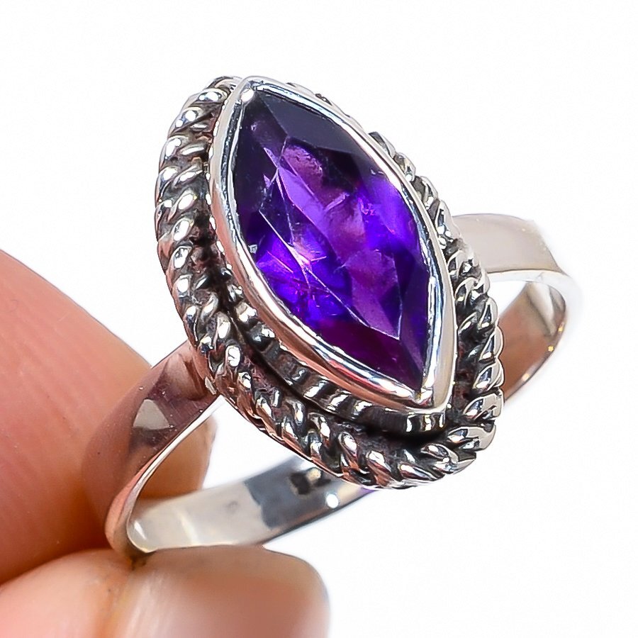 Natural African Amethyst Gemstone 925 Solid Sterling Silver Gift Ring S.6