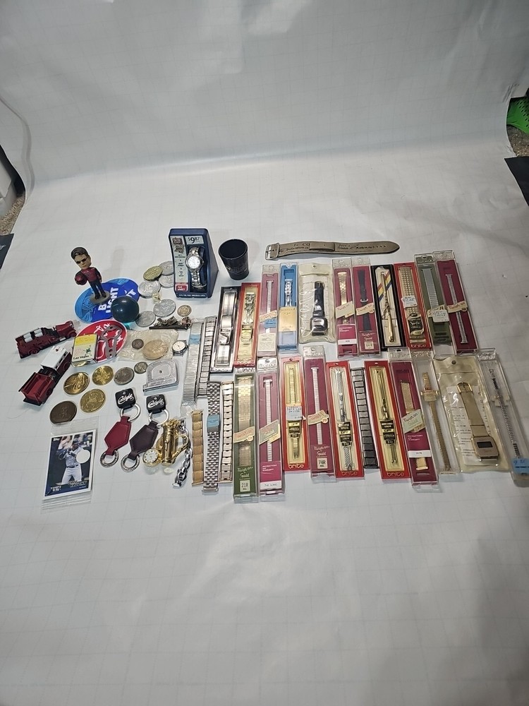 antique vintage estate junk drawer lot Coins,collectibles,wristwatches