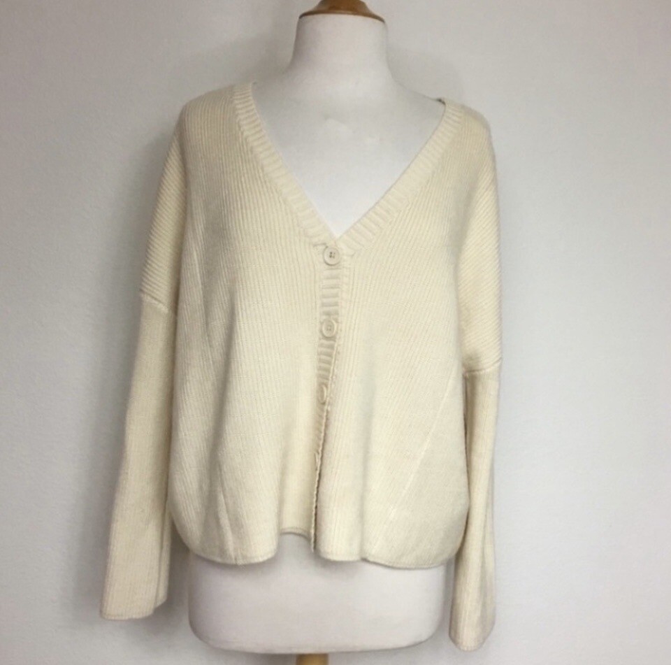 Lovers & Friends Cream Easton Oversize Wool Ribbed Cardigan Size Small EUC