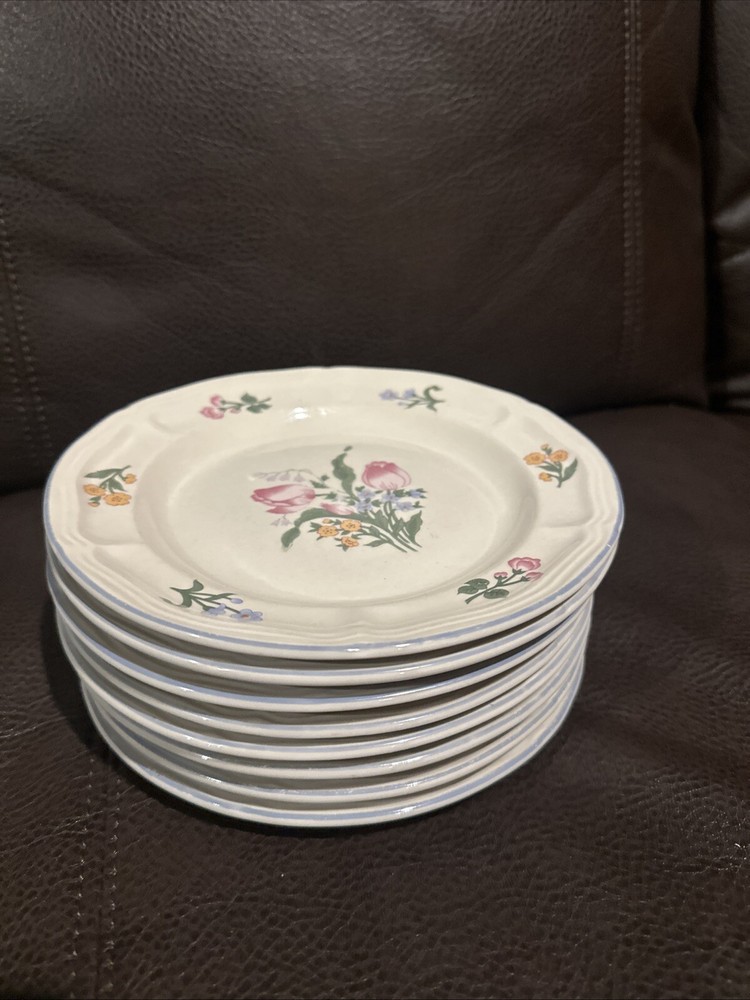 Lafayette by Gibson Tulip Floral 7-5/8