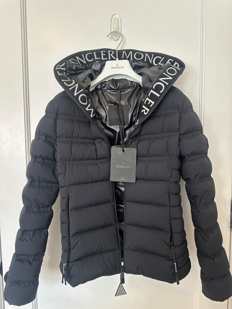 NWT Women’s Moncler down jacket size 0