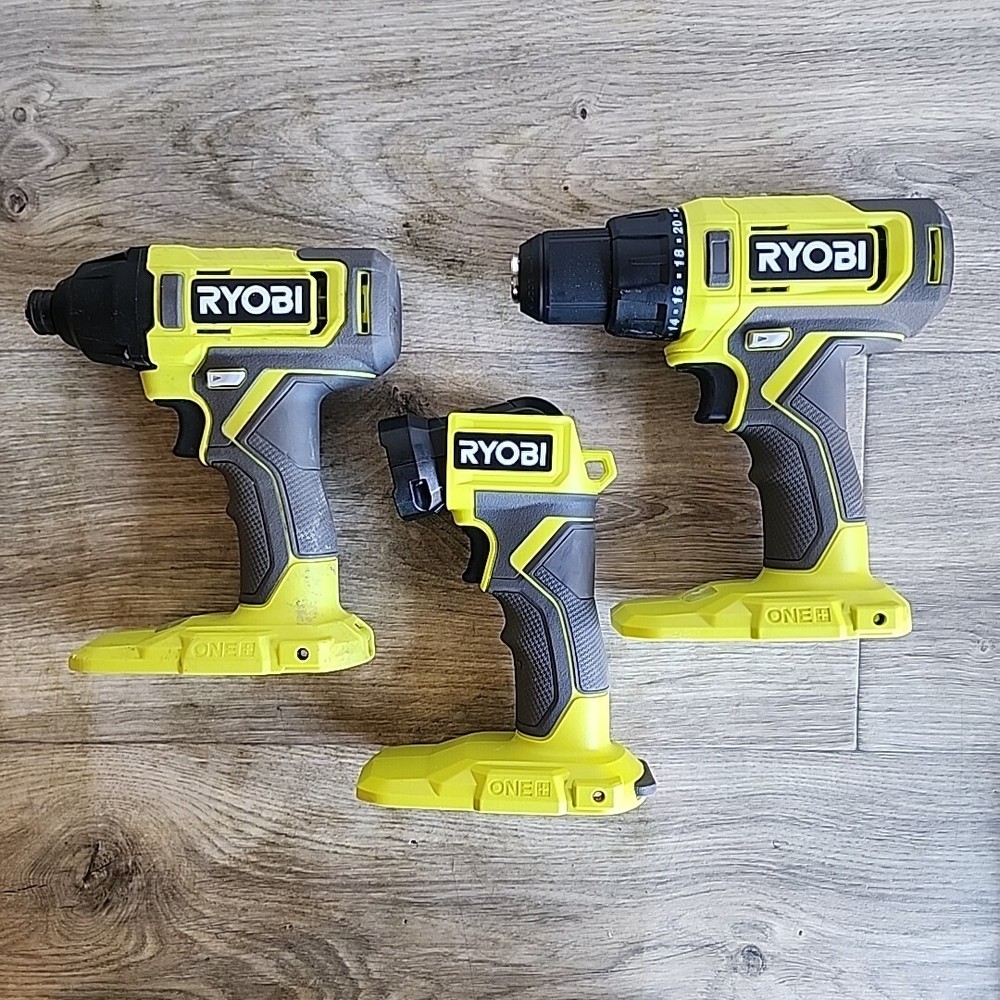 Ryobi ONE+ 18V Drill PCL206 Driver PCL235 flashlight PCL660 3-Tool Combo Kit