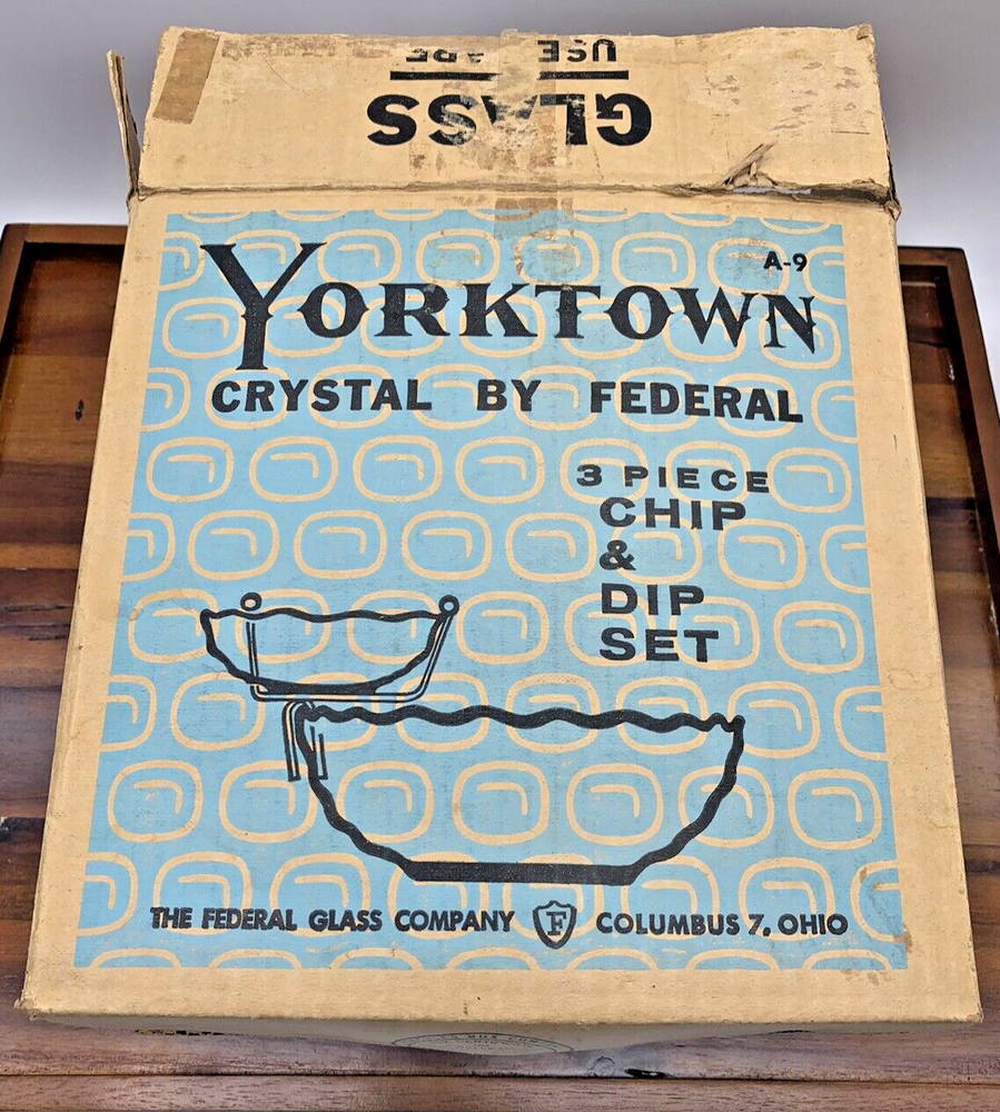 Vintage Mid-Century Yorktown Federal Glass Thumbprint Chip Dip Bowl Set Excellent Condition  