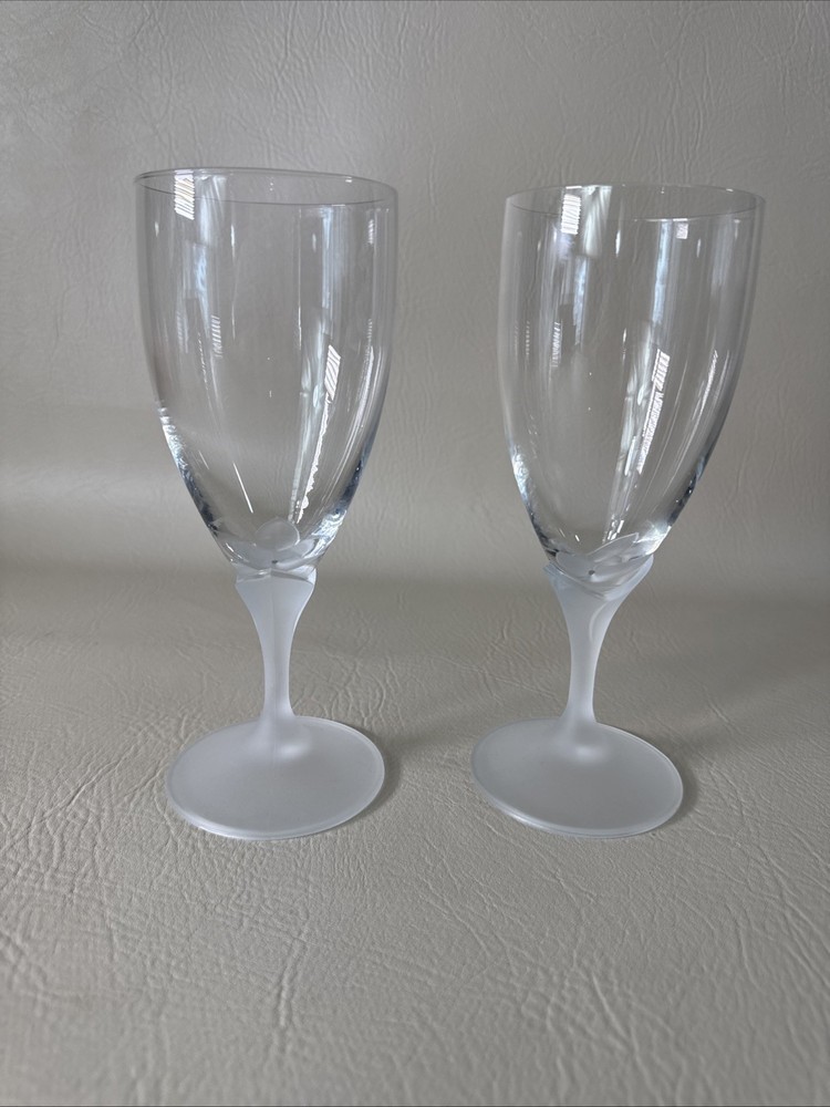 Mikasa Vintage Alexandra Crystal Wine Glasses Frosted Flower Stem Lot Of 2