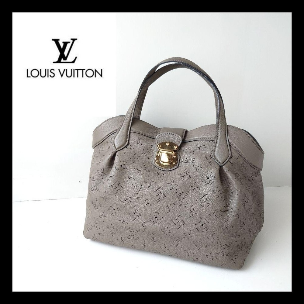 Louis Vuitton Monogram Mahina PM Preowned Bag
