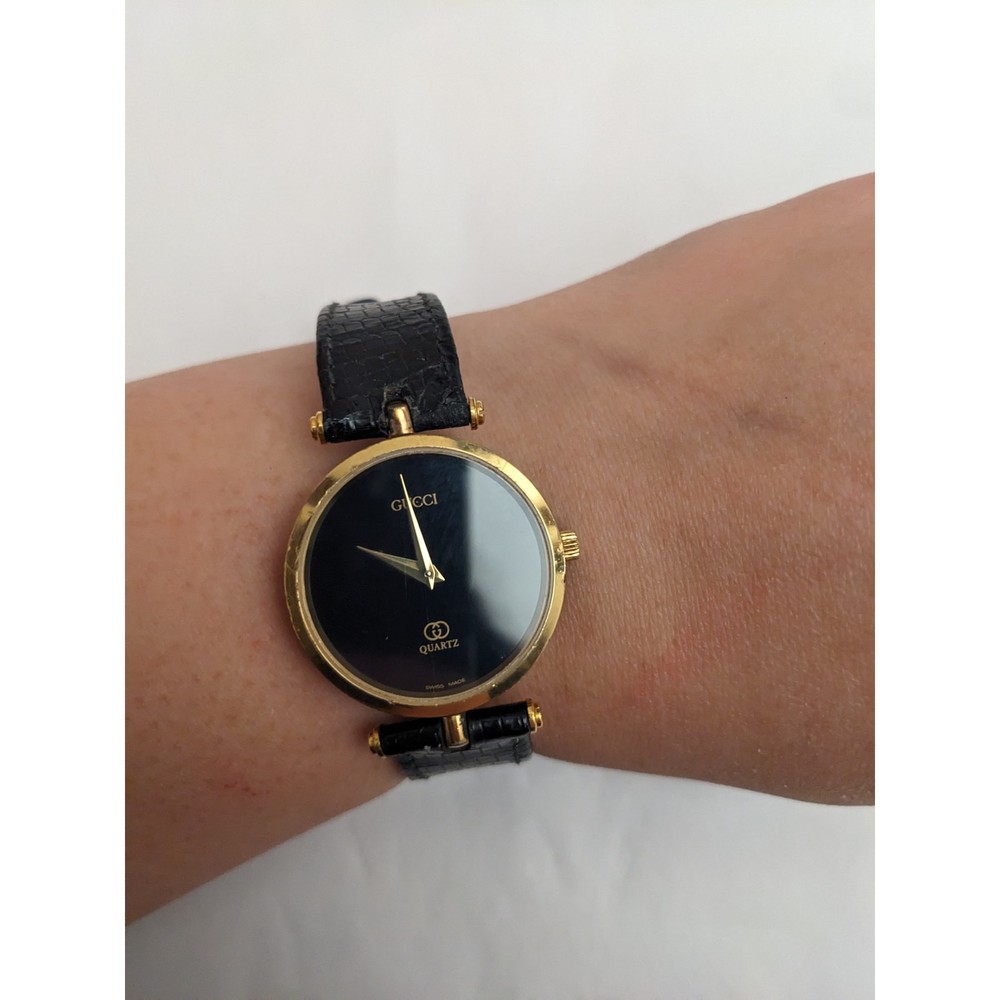 Vintage Gucci Ladies Quartz Watch with Swiss Made Black Leather Band