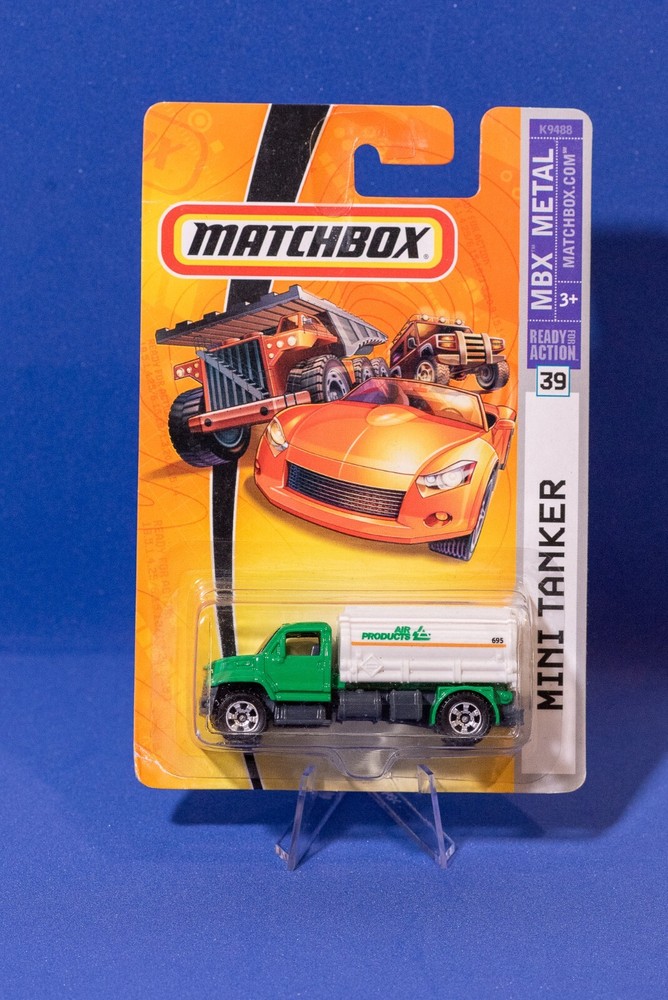 New on Card - Matchbox - MBX 39 - Green Mini Tanker - Air Products Tanker Truck